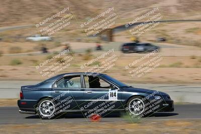 media/Oct-01-2022-Team Topak Racing (Sat) [[f860fb51be]]/2-Inter Low 2/session 1 turn 3/